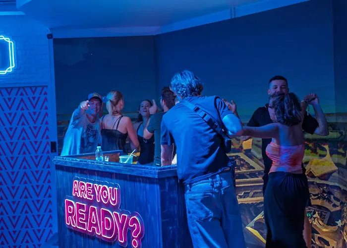 Nomads Party 18-35 Years Old Only Albergue *