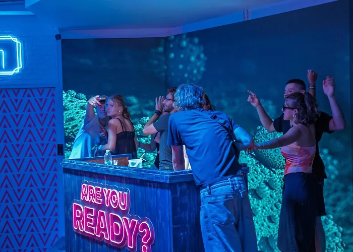 Nomads Party 18-35 Years Old Only Albergue